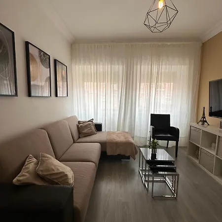 Guest Apartment *